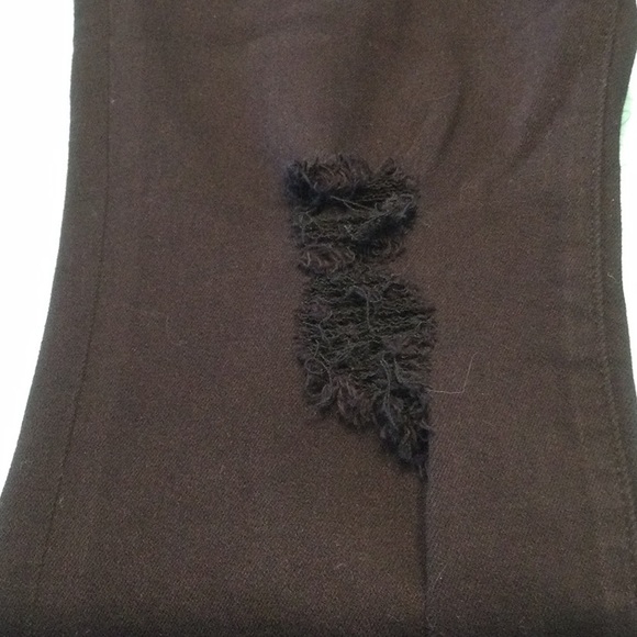 Rock & Republic Berlin Mid-Rise Skinny Distressed Knee Black Denim Jeans - Picture 8 of 9